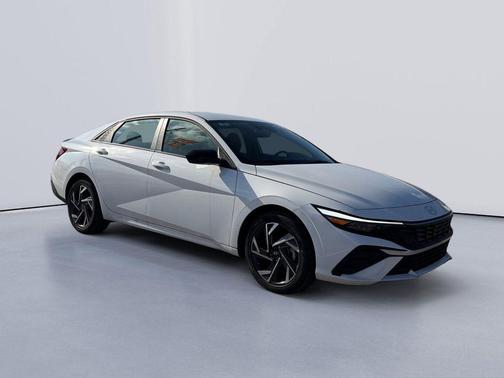 2025 Hyundai ELANTRA Sport