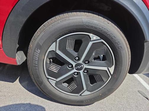 2025 Kia Niro EX