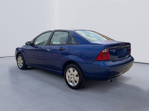 2006 Ford Focus ZX4 S