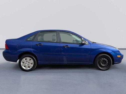 2006 Ford Focus ZX4 S