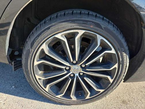 2014 Toyota Corolla S Plus