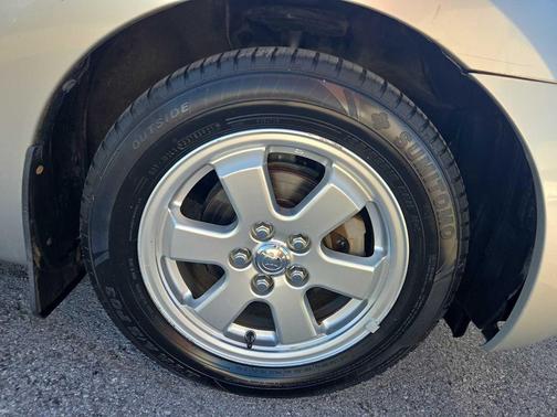 2005 Toyota Prius Base