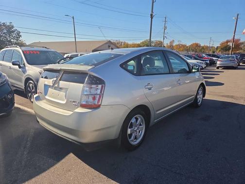 2005 Toyota Prius Base