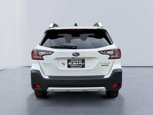 2025 Subaru Outback Touring