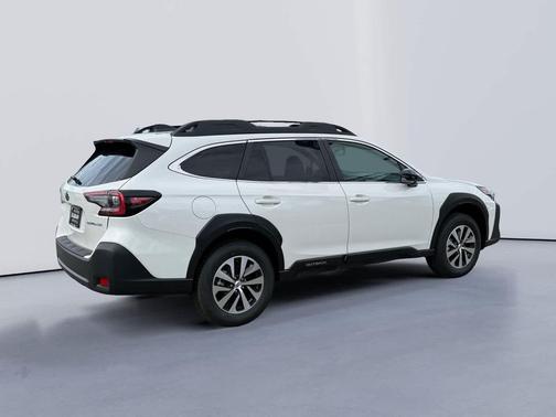 2025 Subaru Outback Touring