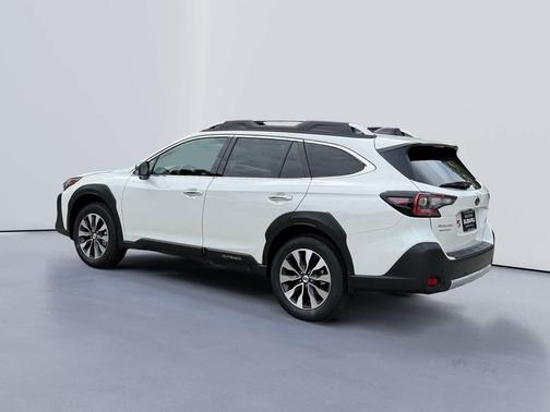 2025 Subaru Outback Touring