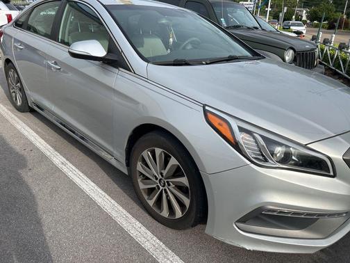 Symphony Silver 2017 Hyundai SONATA Sport