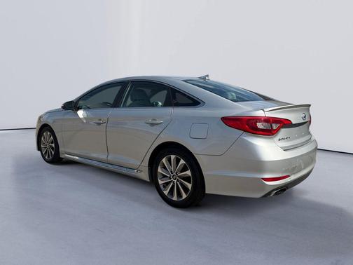 Symphony Silver 2017 Hyundai SONATA Sport