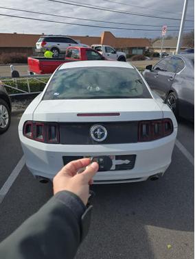 2014 Ford Mustang V6