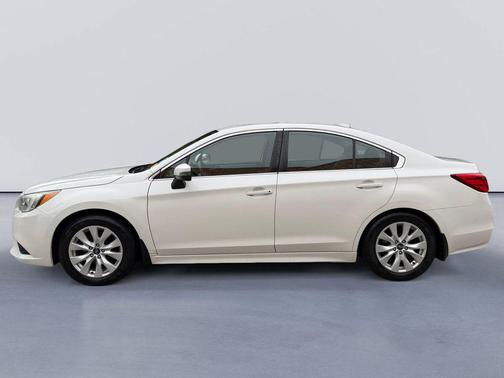 Crystal White Pearl 2017 Subaru Legacy Premium