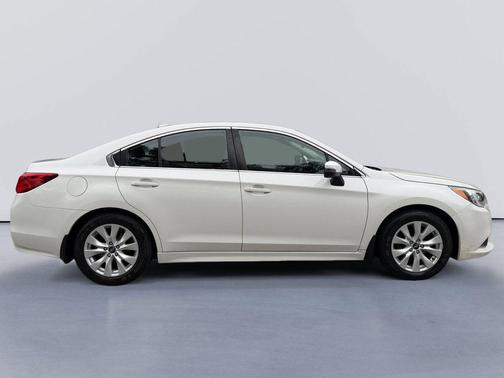 Crystal White Pearl 2017 Subaru Legacy Premium
