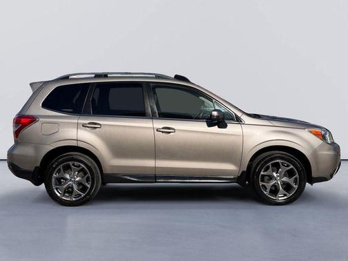 2016 Subaru Forester 2.5i Touring