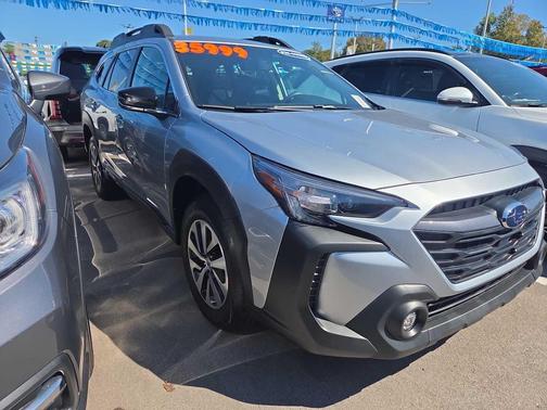 2025 Subaru Outback Premium