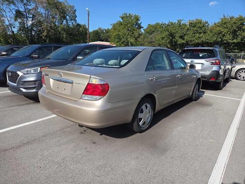 2006 Toyota Camry LE