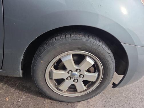 2005 Toyota Prius Base