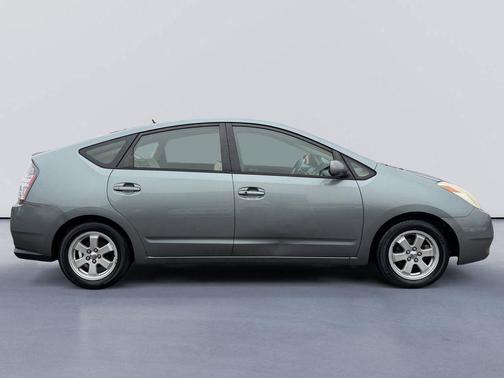 2005 Toyota Prius Base
