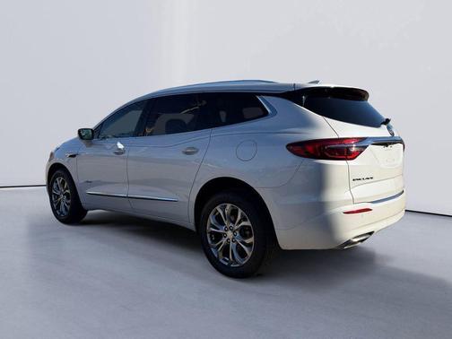 2021 Buick Enclave FWD Avenir