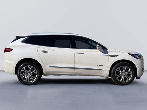 2021 Buick Enclave FWD Avenir