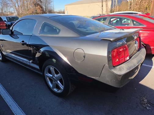 2009 Ford Mustang Base