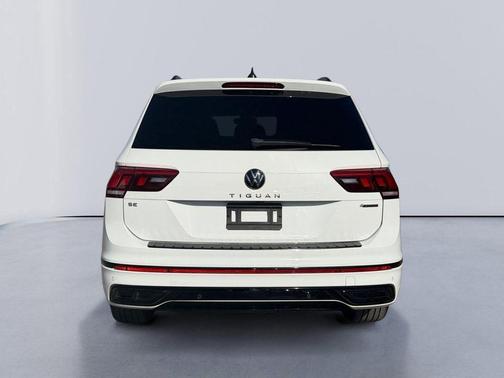 2022 Volkswagen Tiguan 2.0T SE R-Line Black 4MOTION