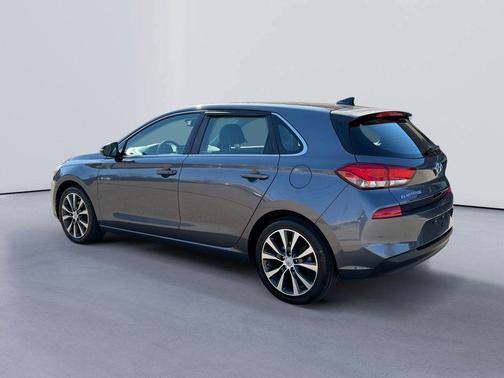2019 Hyundai Elantra GT Base