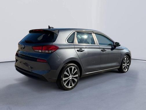 2019 Hyundai Elantra GT Base