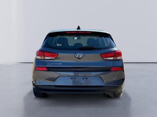 2019 Hyundai Elantra GT Base