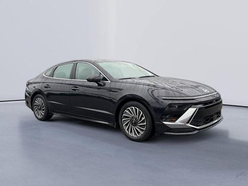 Carbon Blue 2025 Hyundai SONATA Hybrid Limited