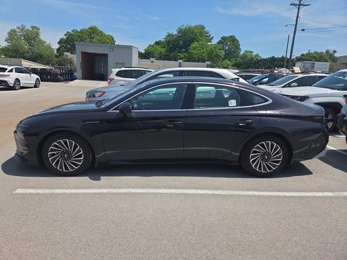 Carbon Blue 2025 Hyundai SONATA Hybrid Limited