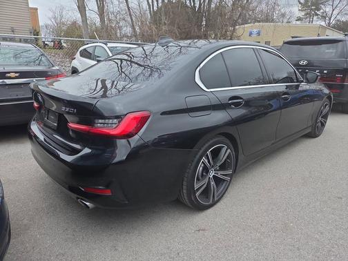 2021 BMW 330 330i