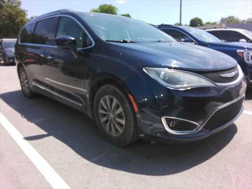2019 Chrysler Pacifica Touring-L Plus