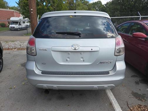 2007 Toyota Matrix Base