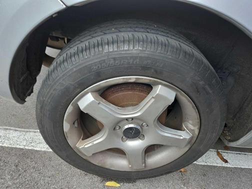 2007 Toyota Matrix Base