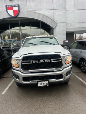 2024 RAM 2500 Tradesman Crew Cab 4x4 6'4' Box