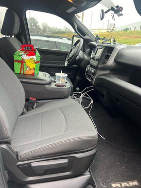 2024 RAM 2500 Tradesman Crew Cab 4x4 6'4' Box