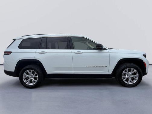 Bright White Clearcoat 2022 Jeep Grand Cherokee L Limited