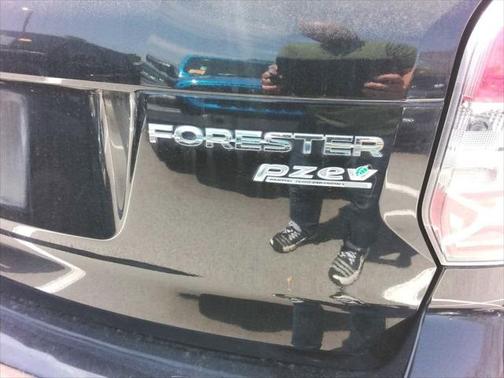 2014 Subaru Forester 2.5i