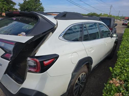 2024 Subaru Outback Base