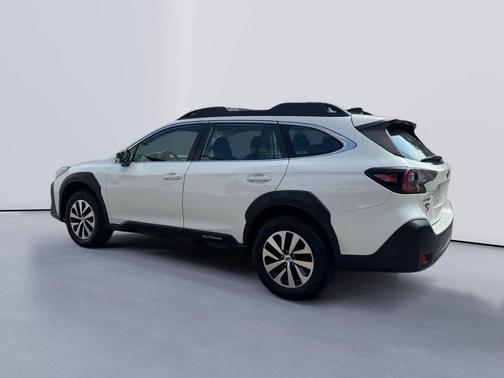 2024 Subaru Outback Base