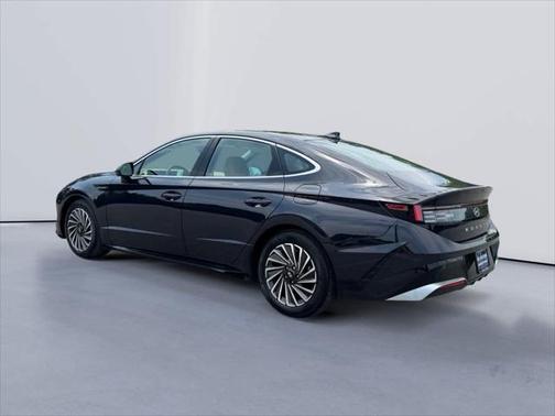 2024 Hyundai SONATA Hybrid Limited