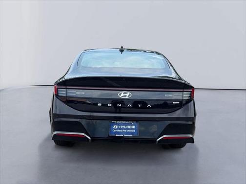 2024 Hyundai SONATA Hybrid Limited