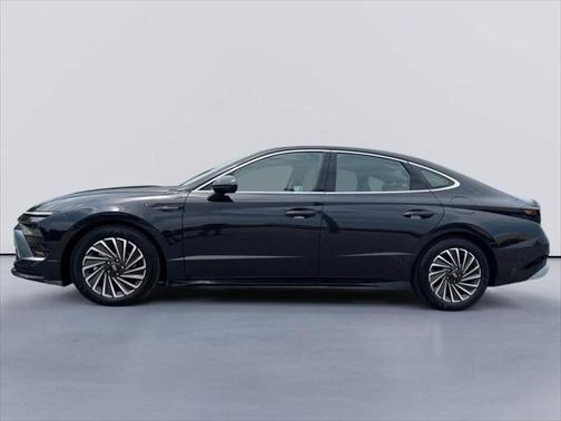 2024 Hyundai SONATA Hybrid Limited