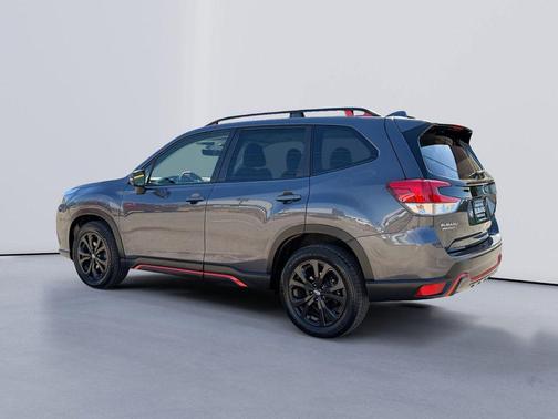 Magnetite Gray Metallic 2022 Subaru Forester Sport