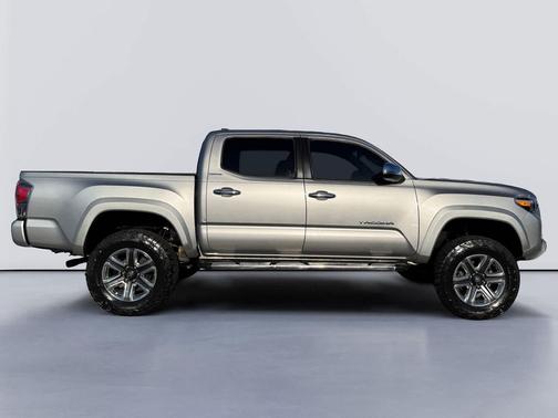 2017 Toyota Tacoma Limited