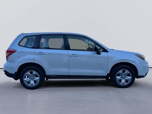 2014 Subaru Forester 2.5i