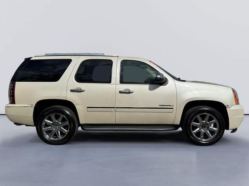 2009 GMC Yukon Denali