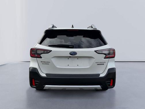 2020 Subaru Outback Touring