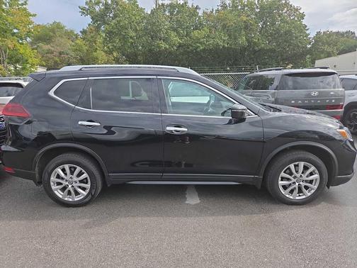 2019 Nissan Rogue S