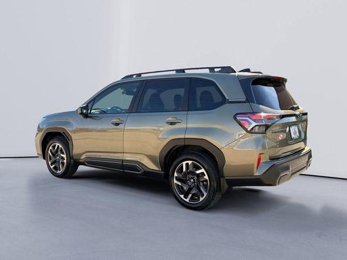 Autumn Green Metallic 2025 Subaru Forester Hybrid Limited