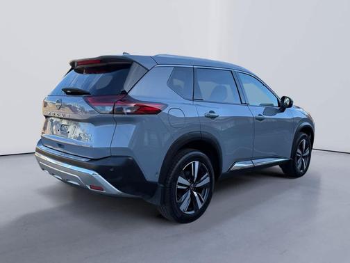 2022 Nissan Rogue Platinum